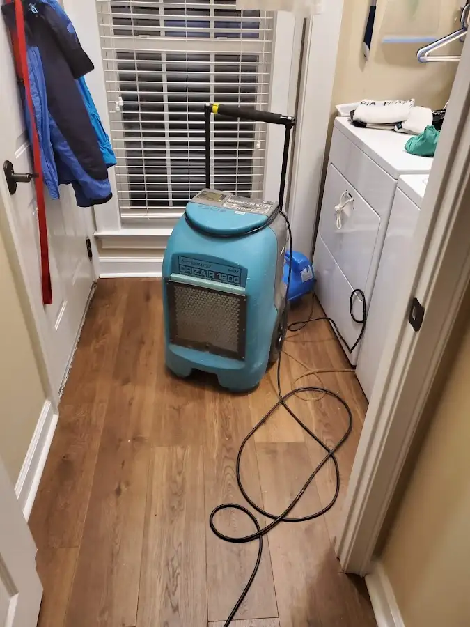 Commercial dehumidifier deployed for Flood Damage Cleanup in Salem