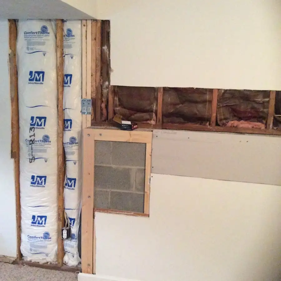 Wall insulation replacement during Structural Drying in Salem